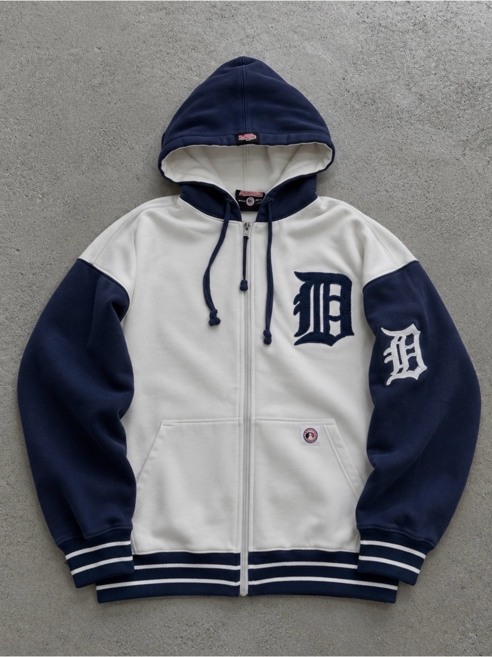 Y2K Stitches Detroit Zip-Up Hoodie - Large - Navy/White